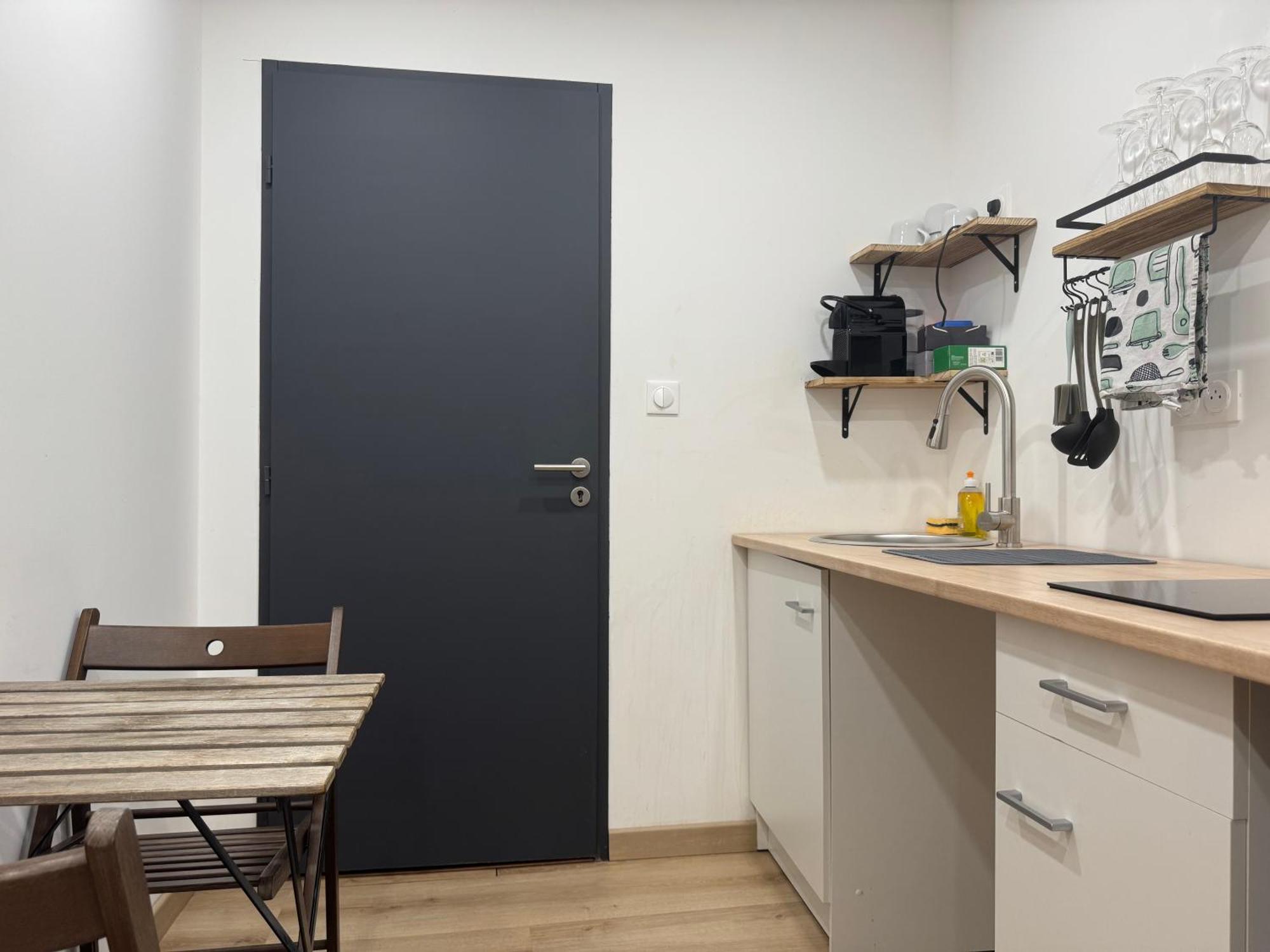 Au Cloitres Apartment